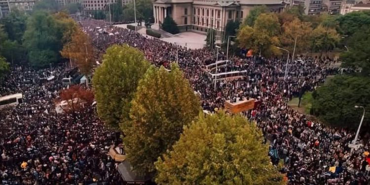 Dvadeset pet godina od pada režima Slobodana Miloševića, velika nada ali i razočarenje