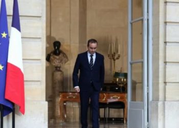 Lecornuova vlada pala u danu: Francuski premijer podnio ostavku odmah nakon imenovanja kabineta