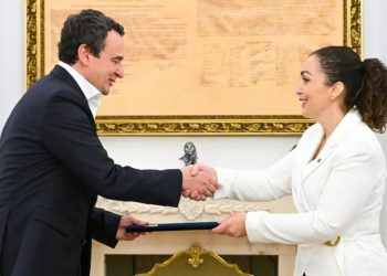 Kurti dobio mandat za formiranje vlade od predsjednice Osmani