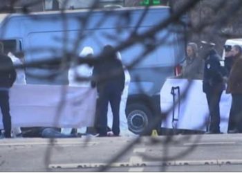 Krvna osveta ispred suda u Peći: Dvojica izrešetana u brutalnoj sačekuši