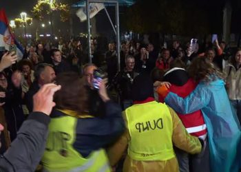 Studenti iz Novog Pazara stigli u Požegu: “Pumpaj!” uz vatromet, podršku i humanitarnu misiju