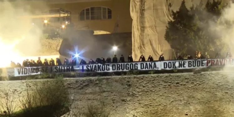 ”Vidimo se dok ne bude pravde“, poručili studenti na kraju velikog skupa u Novom Sadu