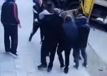 Radnici preduzeća Zlatar put napali Lakotu u sred Sjenice, sugrađani se obrukali