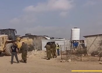 Izraelski zločinci porušili palestinske kuće i skloništa za stoku, stanovnici bespomoćno gledali