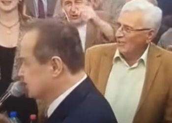Dačić zapjevao četničku pjesmu: “Ko to kaže ko to laže Srbija je mala”