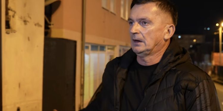 Novi Pazar:Veliki skandal u osnovnoj školi Vuk Karadžić: roditelj premlatio nekoliko učenika
