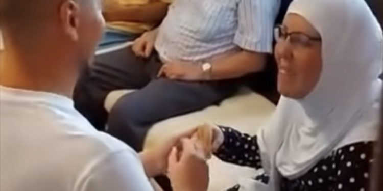 Ibro zaprosio Fikretu kada su joj rekli da boluje cerebralnu paralizu, kako im je danas pogledajte
