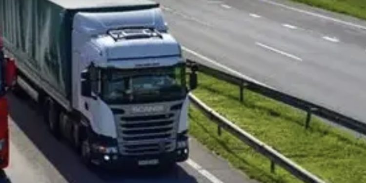 Turski vozač kamiona zaustavljen kod Niša: 92 prekršaja u 28 dana