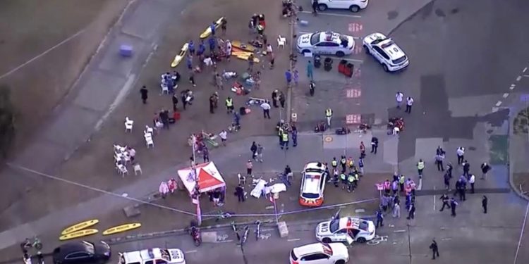 Napad na jevrejsku zajednicu na Bondi plaži u Australiji: 12 mrtvih, deseci ranjenih
