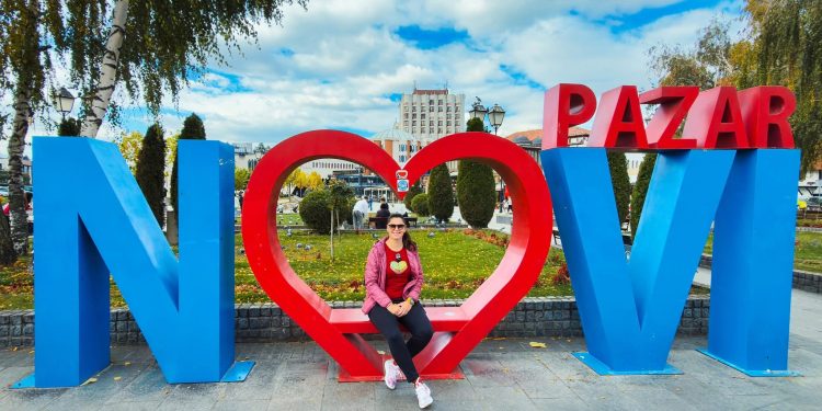 Protest u Novom Pazaru: Škole zaključane ali novopazarci ustupaju svoje domove