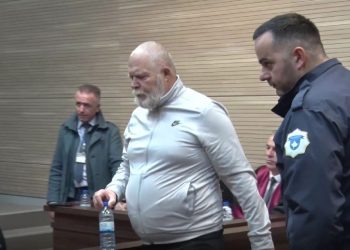 Slađan Trajković osuđen na deset godina zatvora za ratni zločin nad Albancima 1999. godine u Vučitrnu