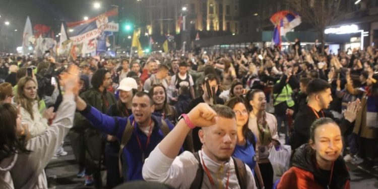 Studentska inicijativa i spor oko potpisa: Vučić osporava brojke, studenti odgovorili – “raspiši pa ćeš vidjet”