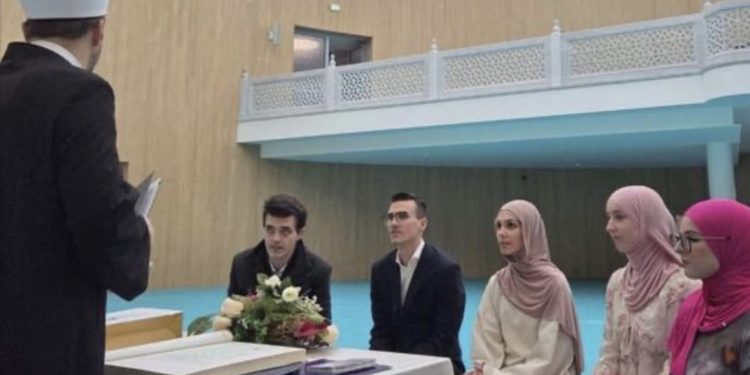 Ako ne može u BiH onda u Hrvatskoj može: brakovi sklopljeni u džamijama  priznati kao kod matičara