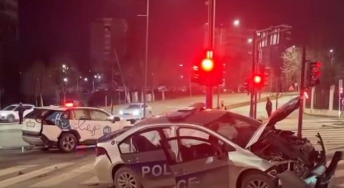 Teška saobraćajna nezgoda u Prištini: povređene četiri osobe u sudaru policijskog i taxi vozila