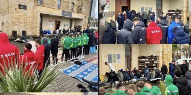 Kosovski fudbaleri tokom priprema na džuma-namazu u Antaliji: Spoj sporta i duhovnosti