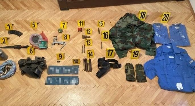 Kosovska policija pronašla veću količinu  ilegalnog oružja, municije i eksplozivnog metaerijala u Severnoj Mitrovici