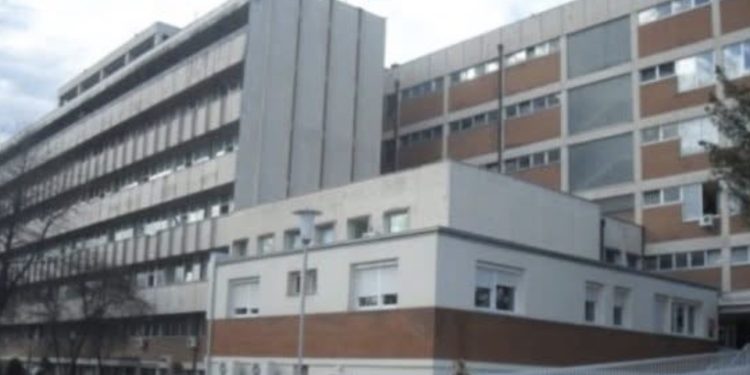 Horor u gradskoj bolnici u Čačku: Nakon djevočice i muškarac (38) preminuo nakon operacije krajnika