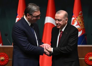 Erdogan ugostio Vučića na večeri uz pjesmu “Tamo daleko”, korisnici društvenih mreža negoduju