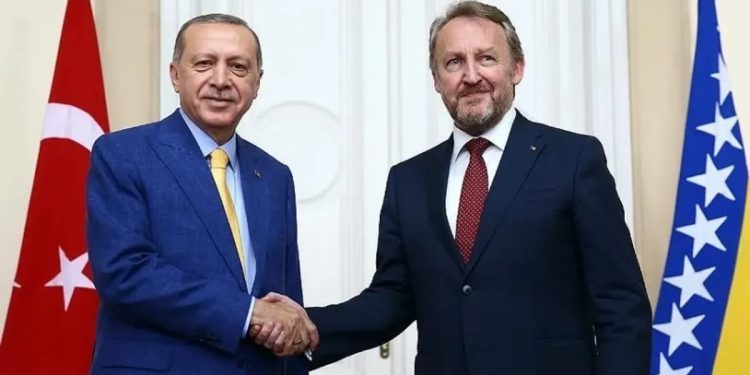 Izetbegović tražio sastanak sa Etdoganom: Lobiranje Dodika, manje investicija nego u Srbiju