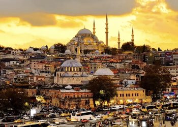 Pred iftarsko vrijeme u Istanbulu VIDEO