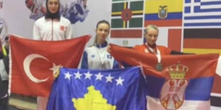 Incident na EP u tekvondu: Šampionka Kosova istakla svoju zastavu a srpskoj takmičarki  zasmetalo