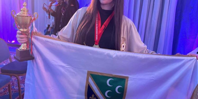 Zejneb Hadžić, porijeklom iz Tutina, osvojila drugo mjesto na prestižnom takmičenju I-FEST² u Tunisu