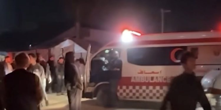 Nakon neuspele misije u napadu na Iran, izraelski avioni bombardovali šatorsko naselje u Gazi