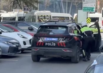Tri osobe ubijene u pucnjavi u blizini izraelskog konzulata u Istanbulu, nekoliko policajaca povremeno