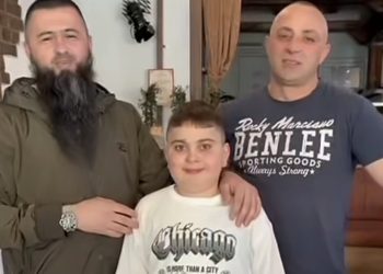 Anel Selmanović otputovao za Dubai na operaciju, ispratili ga oni koji su najviše doprinijeli