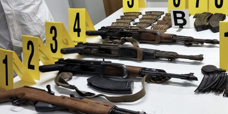 Kosovska policija  zaplenila veliku količinu oružja na nekolik lokacija na severu gde živi većinsko srpsko stanovništvo