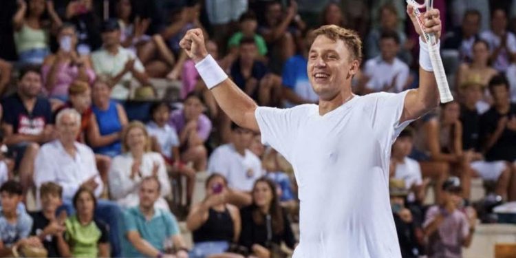 Hamad Međedović je napravio pravi podvig u Barseloni što mu je doprinijelo skok na ATP listi za 20 mjesta