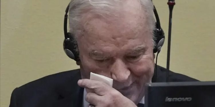 Udruženje žrtava i svjedoka genocida Srebrenice: Puštanje Mladića na slobodu značilo bi nova trauma i poniženje