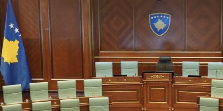 Kosovo pred novim izborima – predsjednik nije izabran, opozicija blokirala rad Skupštine