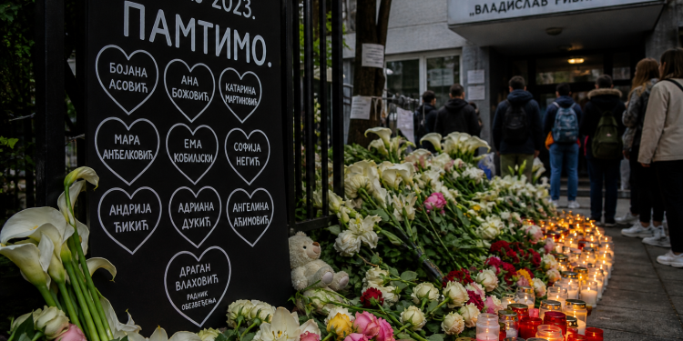 Tri godine posle masakra u  „Ribnikaru“: Tuga ne prolazi, suđenje i dalje traje