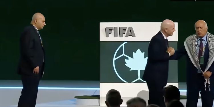 Predsjednike FIFE pokušao napraviti zajedničku sliku predstavnika Palestine i Izraela, ali nije uspjeo