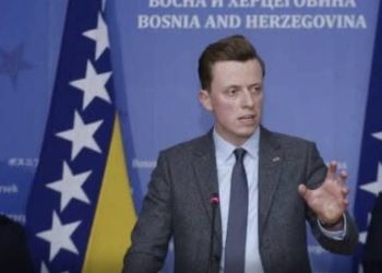 AHMETOVIĆ UPOZORAVA: Pred Bosnom i Hercegovinom su „sedmice sudbine“, Trojka širi laži