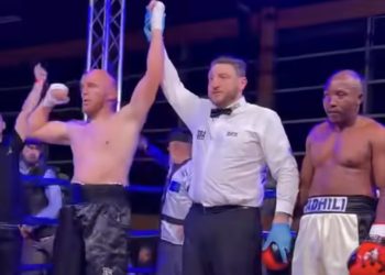 Semir Bajrović nokautom u drugoj rundi stigao do velike pobjede