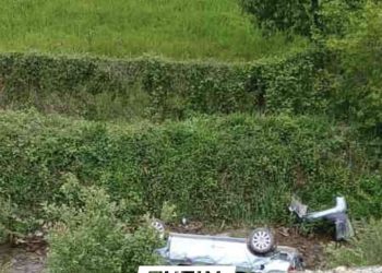 AUTOMOBIL SLETEO U KANJON SEBEČEVSKE REKE KOD NOVOG PAZARA: Dvije osobe iz Tutina povređene