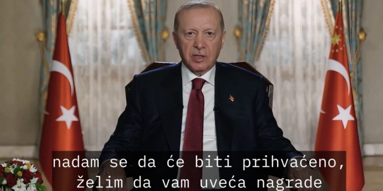 Erdogan uputio čestitku povodom Kurbam-Bajrama: U svoje ime i naroda svoga upućujem poruku solidarnosti i mira