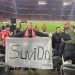 Sandžaklije na Allianz Areni: Navijači iz Suvog Dola privukli pažnju tokom spektakla između Bayerna i PSG-a