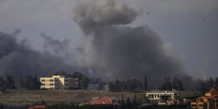 Bliski istok na ivici eksplozije: Amerika bombardovala Iran, rakete pogodile Kuvajt