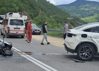 Udes motocikliste i automobila u Batragama kod Tutina: Jedna osoba prevezena u bolnicu