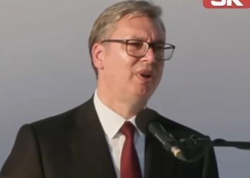 VUČIĆ NAJAVIO OSTAVKU, ALI NE I POVLAČENJE IZ POLITIKE: Planira da pređe na funkciju premijera