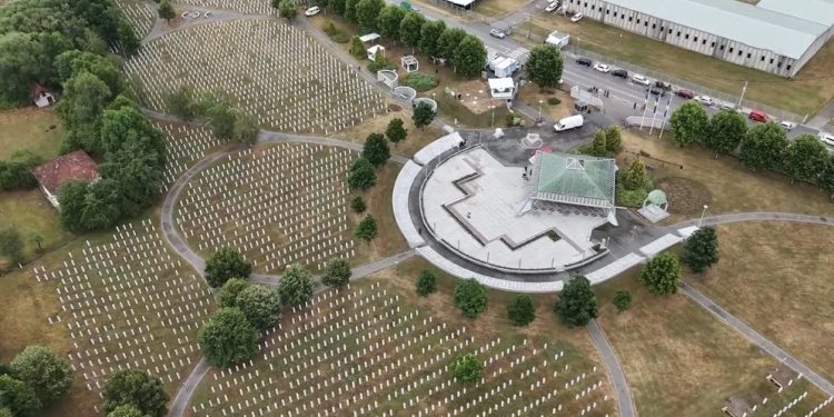 Naučna konferencija o Srebrenici: Istina je dokazana, ali borba za pravdu i protiv negiranja traje