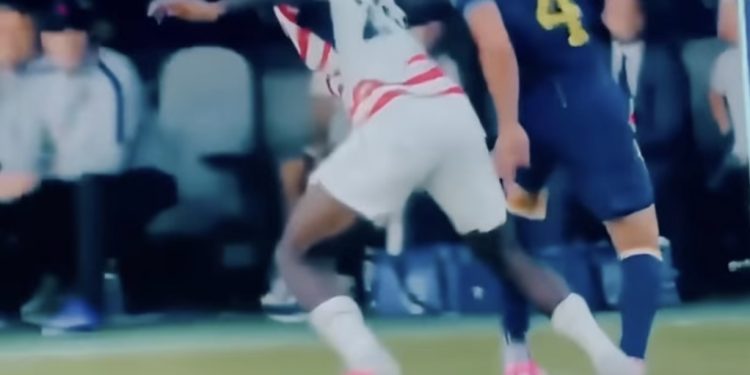 Skandal na SP: FIFA poništila crveni karton Balogunu za start nad Muharemovićem