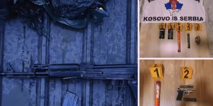 U Leposaviću zaplijenjeni automatska puška, dimne bombe i drugo oružje, jedna osoba osumnjičena