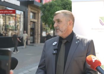 Baćićanin: Srbija da prizna genocid počinjen nad Bošnjacima u Srebrenici