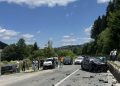 Težak udes kod Rožaja: Sudar dva automobila i motocikla, tri osobe povrijeđene