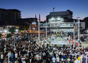 Tutin sinoć bio centar boksa: Spektakularna „Tutin Boxing Night 2“ privukla veliki broj publike