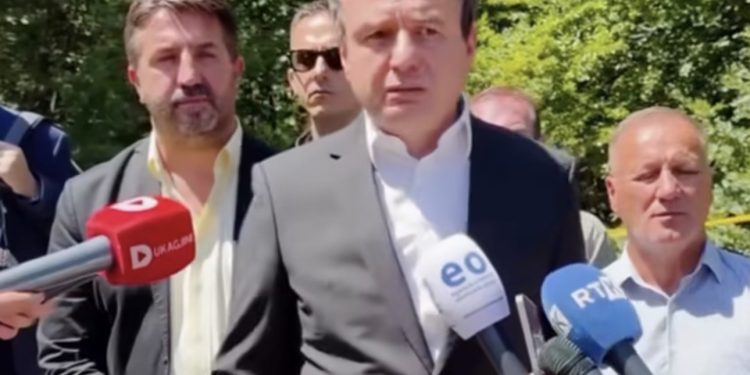 NOVA SUMNJA NA MASOVNU GROBNICU U SELU JABUKA KOD ZUBINOG POTOKA: SVEČIJA OPTUŽIO BEOGRAD